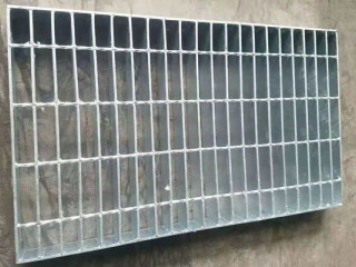 303/30/100規(guī)格型號鋼格板 303/30/100規(guī)格型號鋼格板