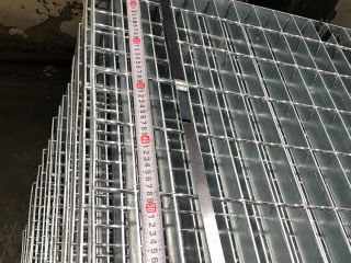 鋼格柵多錢一平方 鋼格柵多錢一平方