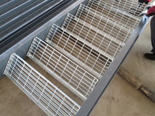 熱鍍鋅鋼格板腳踏板 熱鍍鋅鋼格板腳踏板