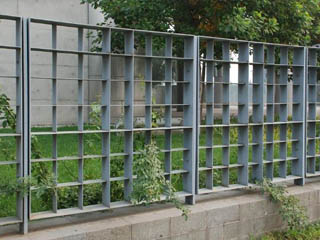 格柵板圍欄 格柵板圍欄